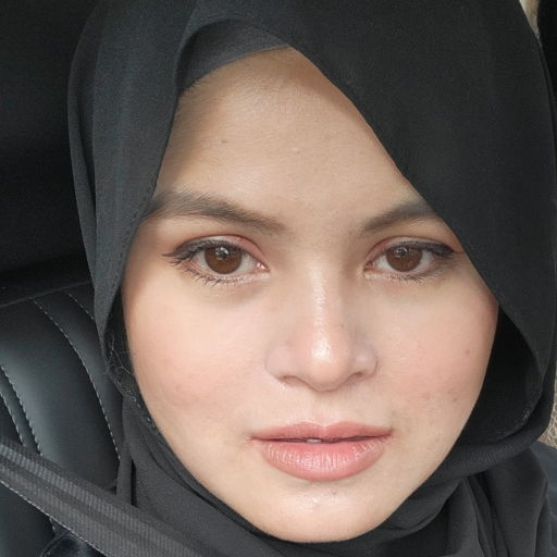 Diyana M.